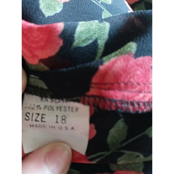Vintage Philippe Marques red rose print long sleeve button up blouse 18..L10 - Picture 10 of 10